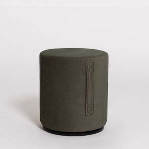 Mee swivel ottoman in olive