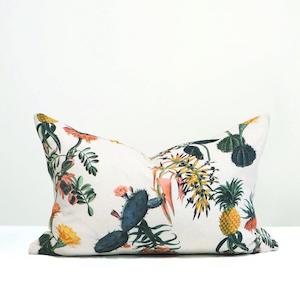 Furniture: Attenborough Cushion