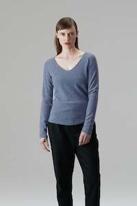 Sale: Cashmere Fitted Vee