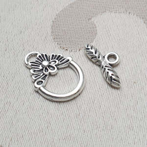 Craft material and supply: Toggle Clasp, Silver, Ring:12mm/Bar:15mm (5 sets)