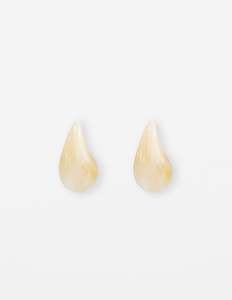 Jewellery: Tear Drop Earrings - Ivory