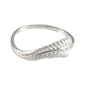 Jewellery: Ring - Single Silver Fern Ice finish