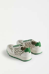 Clothing: Orten Trainer /White