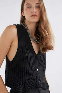 Clothing: Kupa Knit Vest /Black