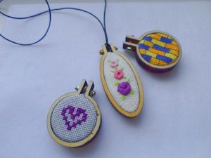 Craft material and supply: Pendant hoop frame kit