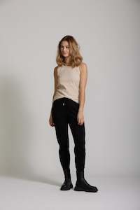 Womenswear: Larisa Pant - Black