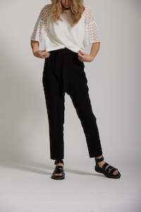 Womenswear: Pleat Pant - Black