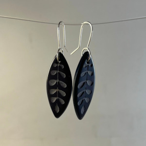 Kōwhai Leaf Earrings Seconds