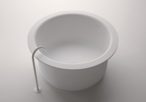 Bathroom and toilet fittings - wholesaling: Hugi Round Japanese Soak Tub - 1100mm - B108