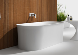 Upright Freestanding Matte White Bath - 1520mm - G65178