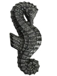 Garden Decor: Sea Horse Wall Hanging