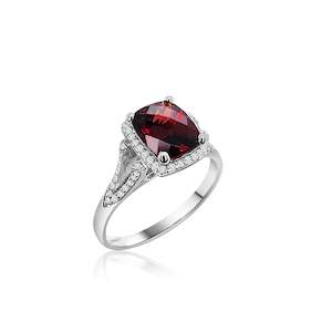 925 Sterling Silver Garnet and Cubic Zirconia Ring