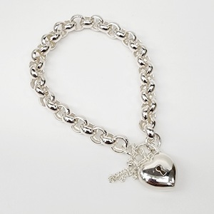 Sterling Silver 19cm Belcher Bracelet With Filigree Heart Padlock SKU-CYBA80