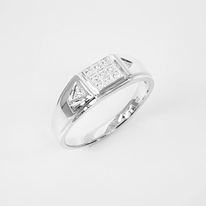 Sterling Silver Gents Wedding / Dress Ring with Cubic Zirconia Setting