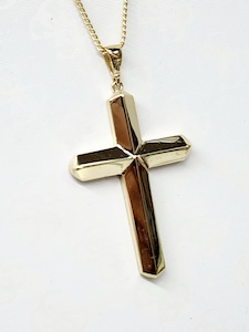 9ct Yellow Gold Bevelled Cross Pendant 22mm x 41mm