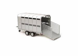 Britains 40710 Ifor Williams Livestock trailer