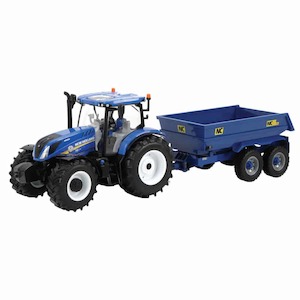 Toy: Britains 43268 New Holland T6.175 Tractor with NC Dumper Trailer