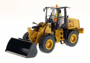 Toy: Diecast Masters 85294 Caterpillar 910K Wheel Loader – High Line Series