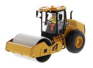 Diecast Masters 85589 Caterpillar CS11 GC Vibratory Soil Compactor – High Line Series