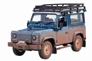 Britains 43321 Land Rover Defender – Muddy