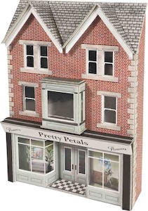 Metcalfe PO374 No.7 High Street Low Relief Fronts OO/HO Scale Kit