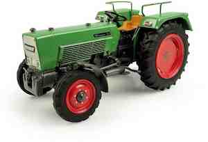 Universal Hobbies UH5270 Fendt Farmer 3S Tractor – 2WD