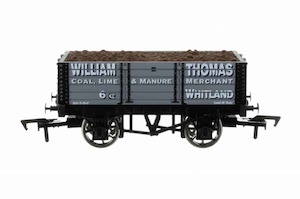 Dapol 4F-052-019 5 Plank Wagon 9′ Wheelbase William Thomas No 6 OO Gauge