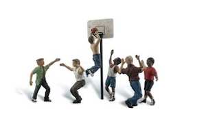 Toy: Woodland Scenics A2207 Shootin’ Hoops N Gauge Figures