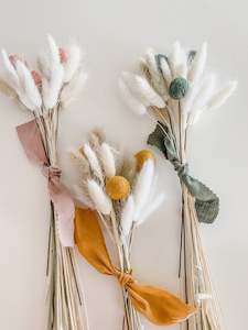 FELT + BUNNY TAIL POSY