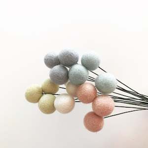 FELT BALL FLOWERS