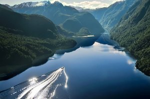 Real Journeys Doubtful Sound Wilderness Cruise(ex Manapouri) 神奇峽灣探索…