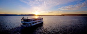 Lakeland Queen Dinner Cruise 晚餐巡遊 - 喜田舒旅