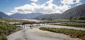 TranzAlpine - Christchurch to Arthurs Pass 高山觀景火車 基督城- 亞瑟…