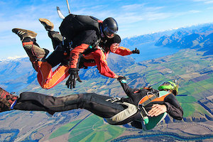 Travel agency: Skydive Wanaka 瓦納卡雙人高空跳傘 - 喜田舒旅