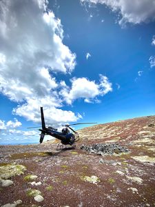 Crater Lakes Flight By Helicopter 火山口湖飛行- 2b - 喜田舒旅