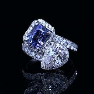 Jewellery: Tanzanite & Diamond Toi et Moi