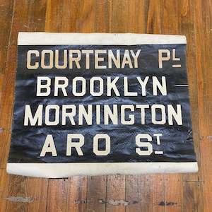 Sold: 33. Wellington Bus Blind