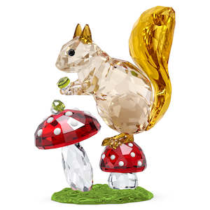 Jewellery: IDYLLIA SQUIRREL AND MUSHROOMS