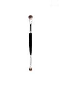 Beauty: Crown Professional • Deluxe Concealer | Lip Brush