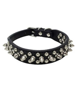 Rivet Stud Black Dog Collar - M