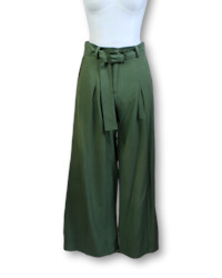 Ingrid Starnes. Belted Wide Leg Pant - Size 10