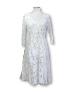 Annah Stretton. Heavy Lace Dress - Size 14