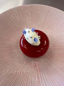 Products: In person class - Black Doris and Basil Petit Gateaux - 19/1