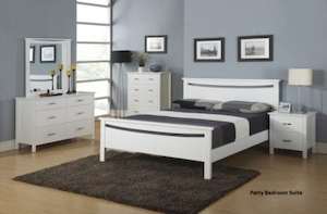 Patty Queen Bed – White