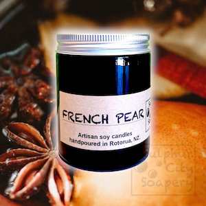 French Pear scented soy candle. 150g