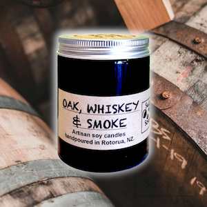 Oak, Whiskey & Smoke scented soy candle. 150g