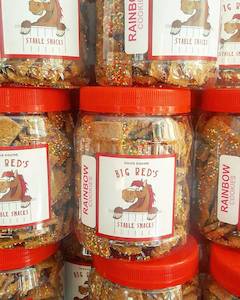 Horse Treats: Big Red Stable Snacks Rainbow Jar