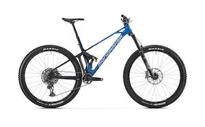 Sporting equipment: Foxy Carbon RR