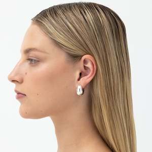 Nina Gordon - Figure Hoops - Silver