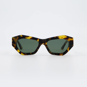 Isle of Eden Sunglasses - Emily in Tortoise